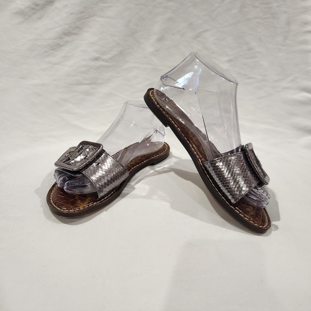 Sam Edelman Granada Snake Skin Embossed Metallic Silver Sandals With Big Buckle - Picture 1 of 8